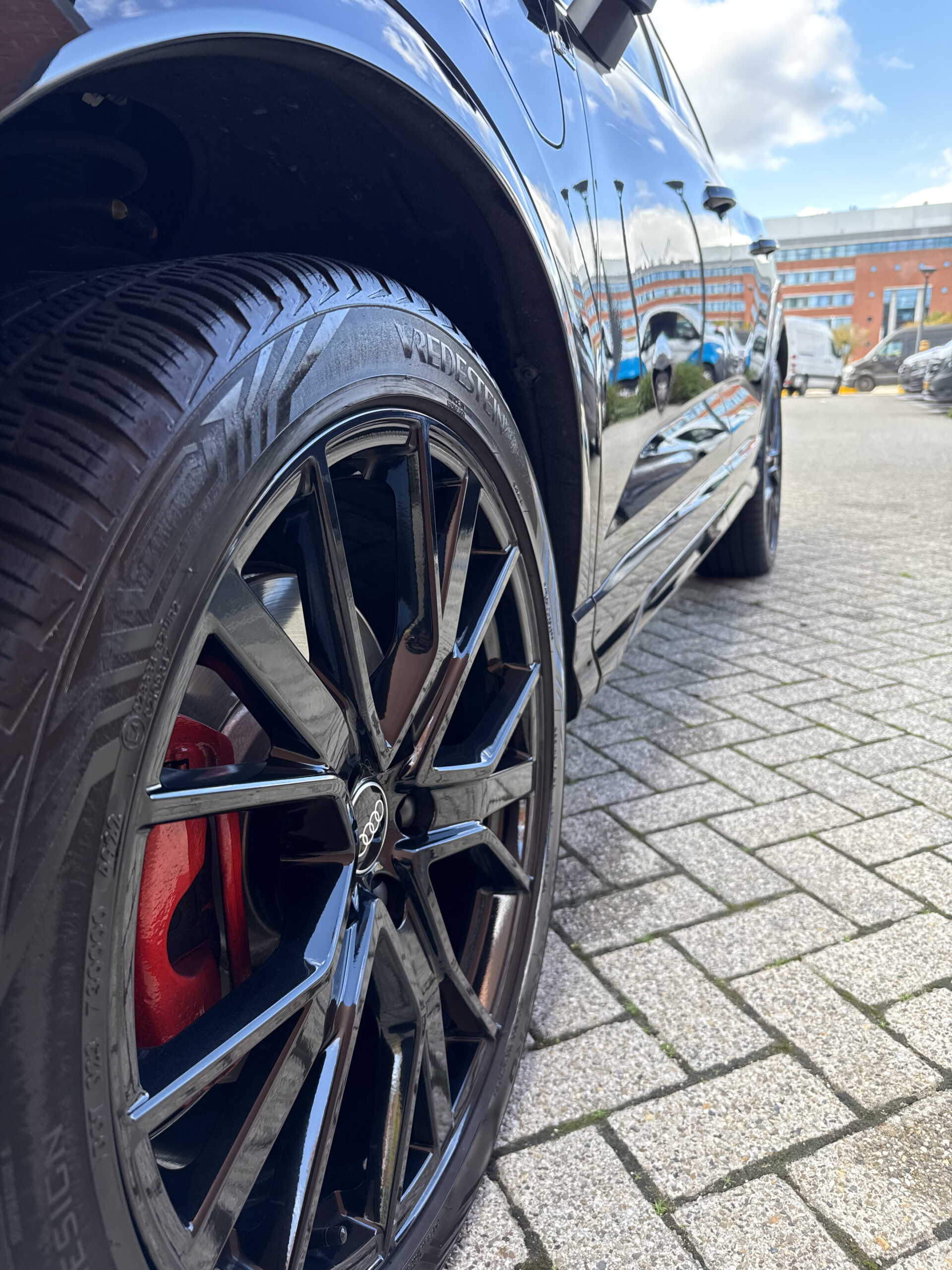 DLC Carservice aan het werk